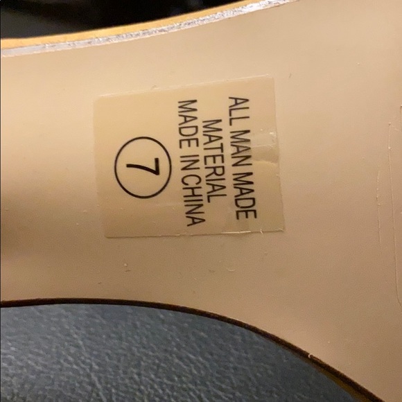 Heels - Picture 7 of 8